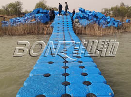 山东东营黄河口生态旅游区浮筒游乐项目