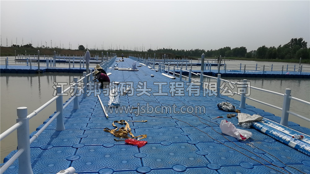  江苏邦驰码头工程有限公司客户案例-安徽亳州加强型大浮筒水上平台6